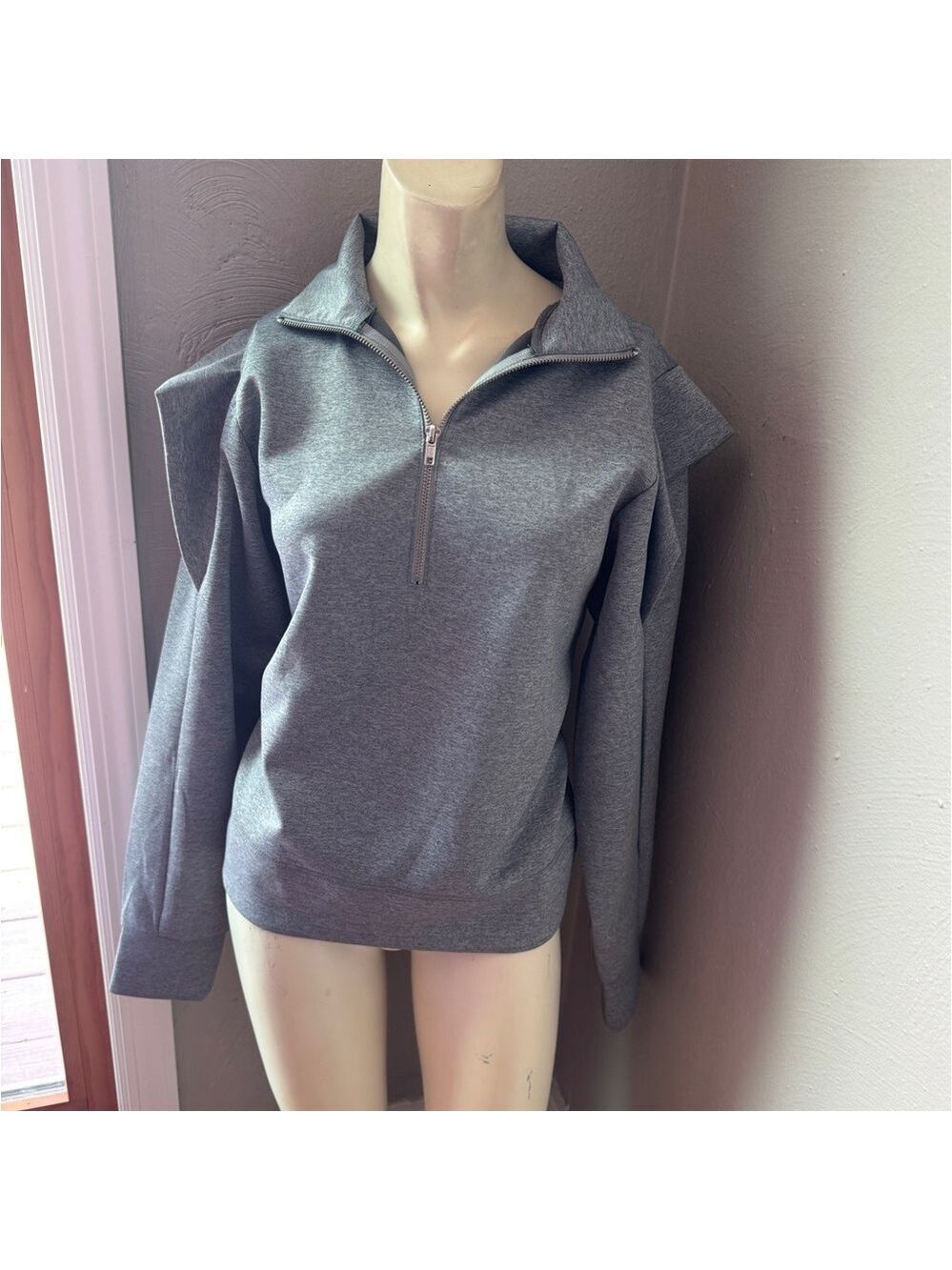 Addison Bay quarter zip collared pullover fancy shoulders/sleeves size small